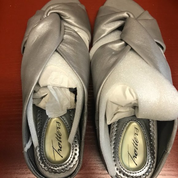 Stylish Comfort-Trotters Cameron-in Soft Pewter-10W - Picture 2 of 7